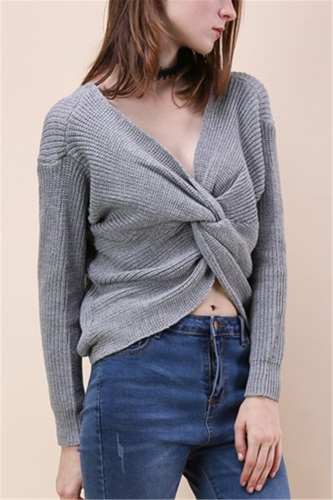 Grey Fashion Halter V-Neck Knotted Sweater