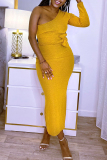 Yellow Sexy Party Solid Sequined One Shoulder Sheath Dresses