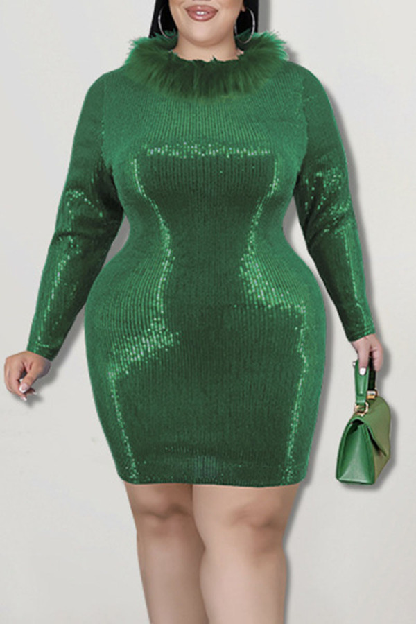 Green Fashion Sexy Solid Sequins Patchwork Feathers O Neck One Step Skirt Plus Size Dresses