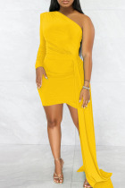 Yellow Sexy Solid Patchwork Asymmetrical Oblique Collar Pencil Skirt Dresses