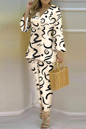 Apricot Casual Daily Print Basic V Neck Three Quarter Two Pieces