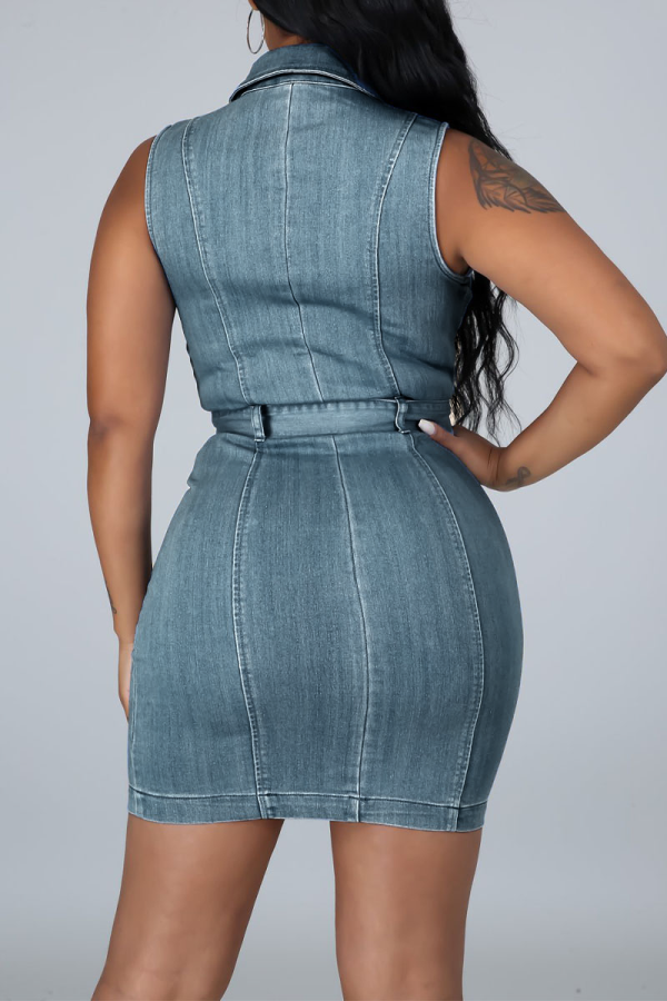 Casual Street Solid Frenulum Buckle Turndown Collar Short Sleeve Regular Denim Dresses