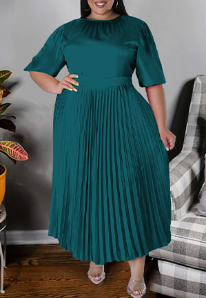 Green Elegant Solid Patchwork Fold O Neck Pleated Plus Size Dresses