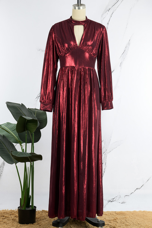 HOLLOWED-OUT SHOULDER FRINGED DRESS IN PURPLE