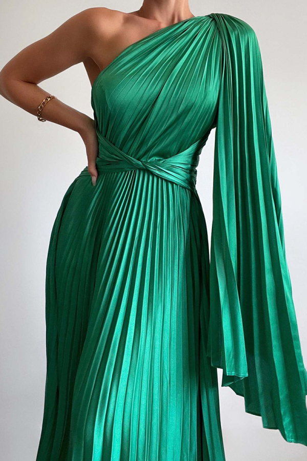 Green Sweet Elegant Solid Fold Oblique Collar A Line Dresses