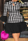 Plus Size Black White Street Print Hollowed Out Patchwork V Neck Printed Dresses