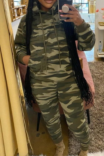 Casual Camouflage Print Patchwork Draw String Pocket Hooded Collar Plus Size Two Pieces
