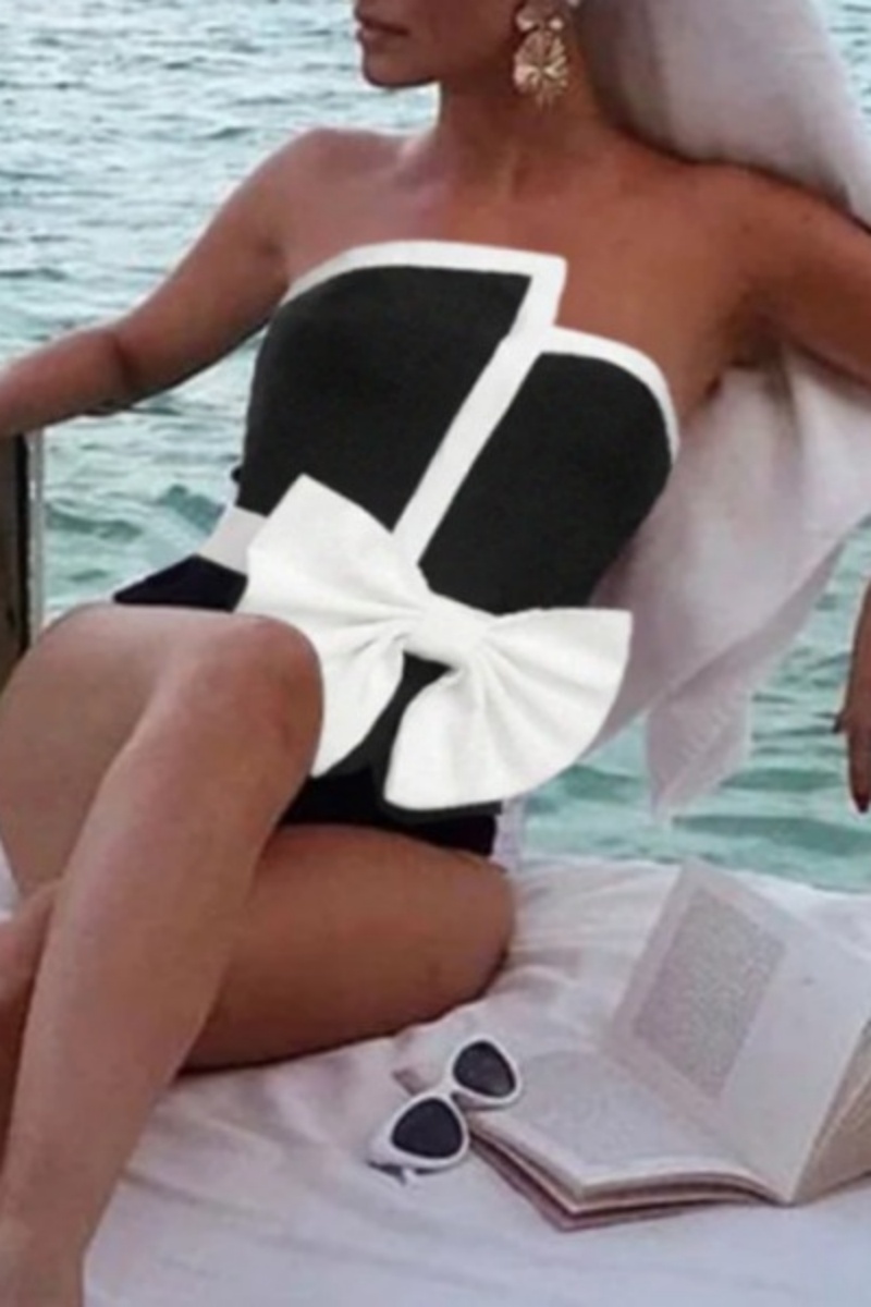 Sexy Solid Color Flowers Patchwork Backless Swimwears