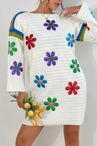 Casual Flowers Embroidered O Neck Long Sleeve Dresses