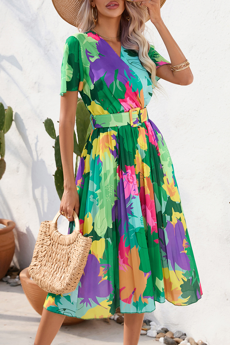 Floral V Neck Pleated Dress