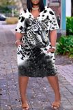 Casual Pattern Print V Neck Short Sleeve Loose Pockets Midi T-shirts Dress