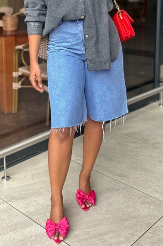 Casual High Waist Raw Hem Loose Fit Straight Wide Leg Denim Shorts