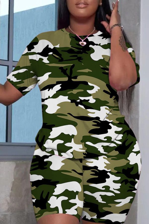 Casual Graphics Print Basic O Neck Short Sleeve Oversize T-shirt And Shorts Two Pieces Shorts Sets
