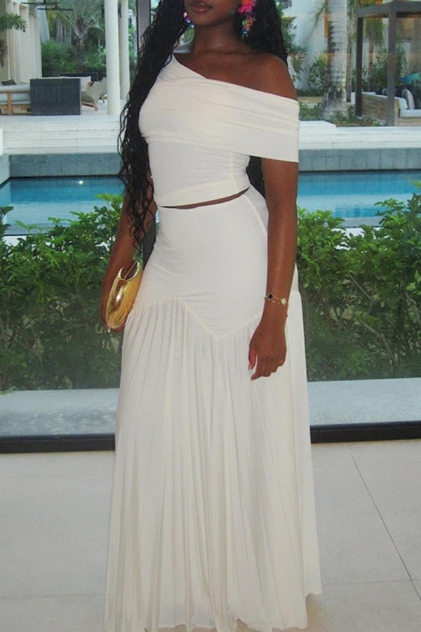 Casual Off Shoulder Short Sleeve Crop Tops And Pleated Maxi Skirt Vacation Two Pieces Dress Sets