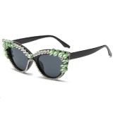 Casual Flower Rhinestone Decor Studded Handmade Sunlasses For Seaside Vacations