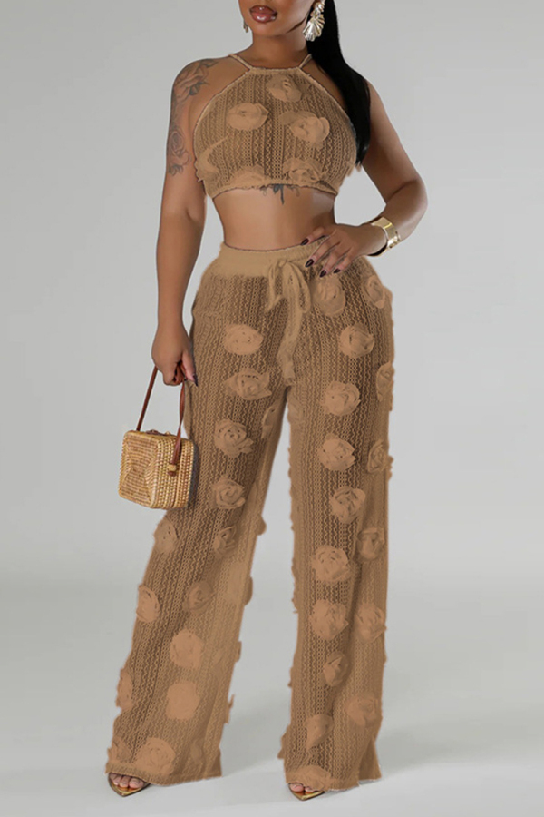 Halter flower applique backless short pant set
