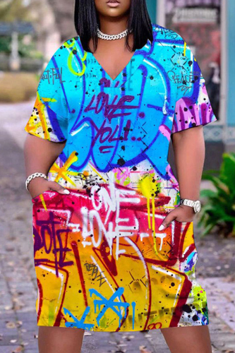 Casual Graphics Print V Neck Short Sleeve Pockets Plus Size T-Shirt Midi Dresses
