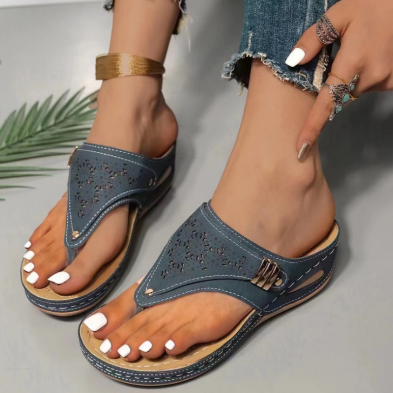 Wholesale Wedge Heel Thick Soled Flip Flops Open-Toe Sandals K111403 Online