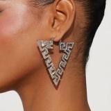 Casual Rhinestone Decor V-Shaped Hoop Earrings