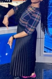 Black Casual Plaid Print O Neck Half Sleeve Vacation Plus Size Pleated Midi Dresses