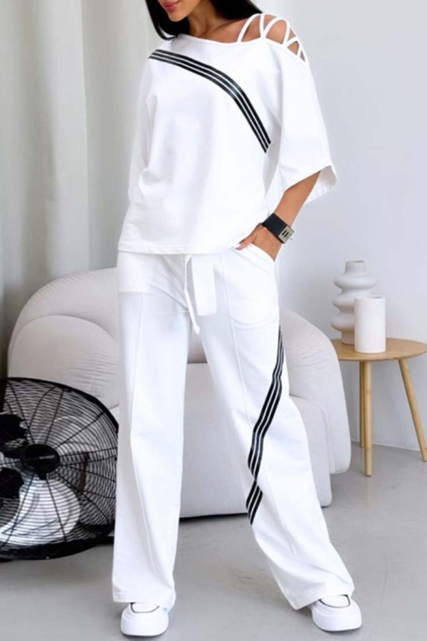 White Loose Striped Print Cut Out Oblique Collar Half Sleeve Sweatshirts and Pants Two Pieces Sweatsuits Sets