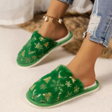 Red Round Keep Warm Closed-Toe Clog Sandals with Christmas Tree Snowflakes Patterns