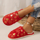 Red Round Keep Warm Closed-Toe Clog Sandals with Christmas Tree Snowflakes Patterns