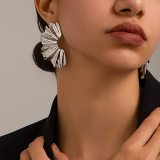 Casual Bohemian Gold Dangle Cute Metal Flower Earrings