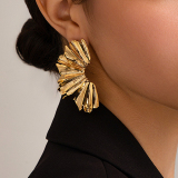 Casual Bohemian Gold Dangle Cute Metal Flower Earrings