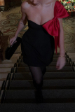 Black One-Shoulder with Large Red Satin Bow Sleeveless Strapless Evening Prom Gown Night Out Tube Mini Dresses