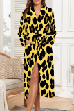 White Graphics Print Long Sleeve Pocket Strap Design Nightgown Lounge Sleepwear