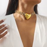Glod Heart Pattern Rhinestone Decor Heart Diamond Choker Necklace