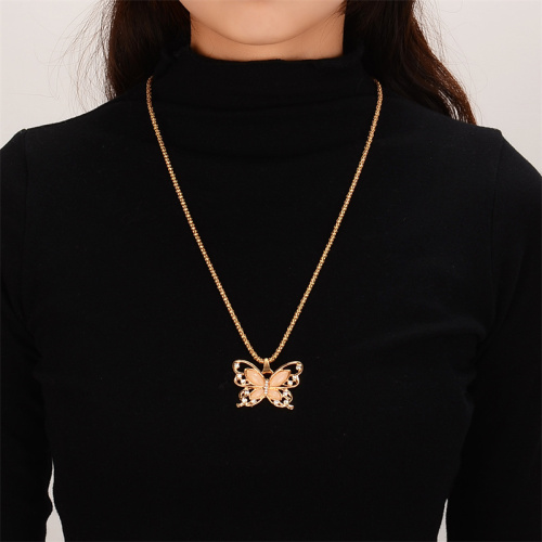 Gold Hollow Out Rhinestone Decor Butterfly Pendant Necklace