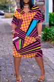 Black Pink Graphics Print V Neck Short Sleeve Loose Pockets Straight Casual Midi T-Shirt Dress