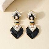 Black Rhinestone Decor Love Heart Diamond Earrings