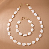 White Irregular Imitation Pearls Decor Necklace Bracelet Two Piece Set