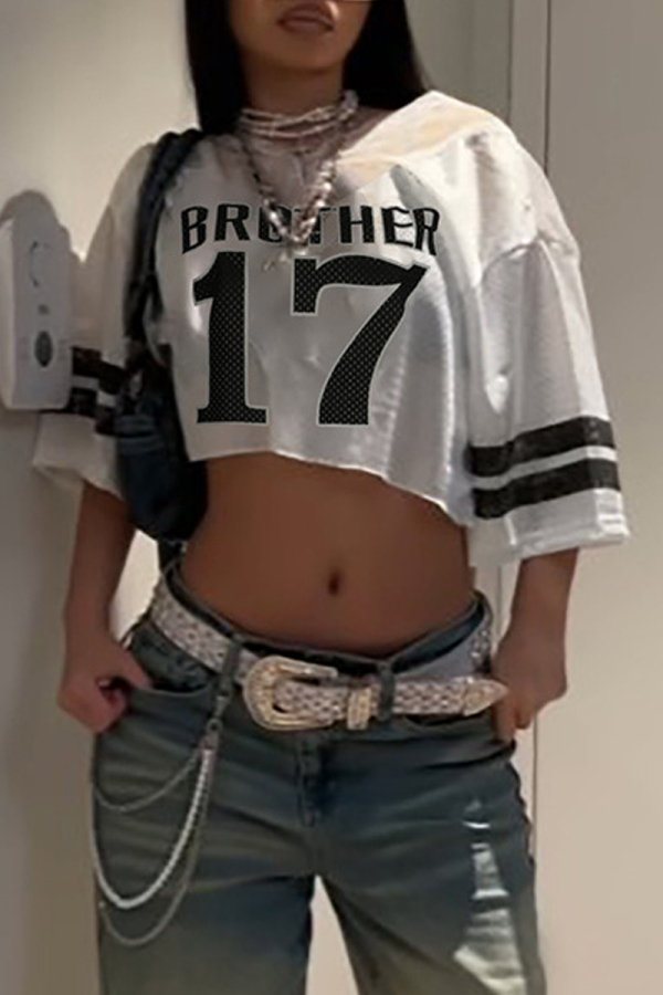 Black Digital Letter Print V Neck Casual Sportwear Lace Crop T-Shirts