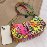 Color Graffiti Letter Print Zipper Casual Crossbody Bags