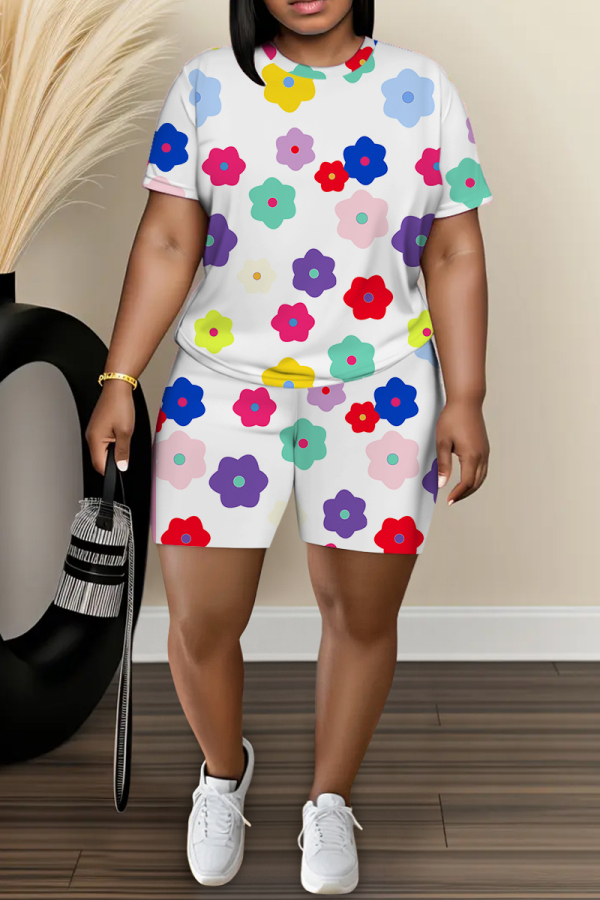 White Graphics Print O Neck Short Sleeve Oversize T Shirt and Shorts Sportwear Plus Size Two Piece Matching Set