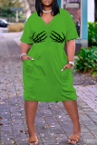 Black Skeleton Hands Print V Neck Short Sleeve with Pocket Casual Outing Plus Size Midi T-shirt Dress