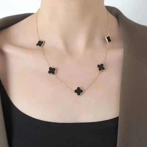Daily Four Leaf Clover Chains Necklaces
