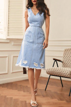 Casual Street Solid Color Ripped Pocket V Neck Sleeveless Denim Dresses