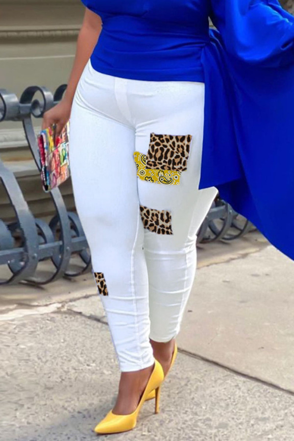 White Street Print Leopard Buttons Plus Size 