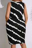 Black Elegant Striped Bandage Patchwork U Neck Straight Plus Size Dresses