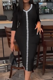 Black Casual Patchwork Embroidered V Neck Wrapped Skirt Plus Size Dresses