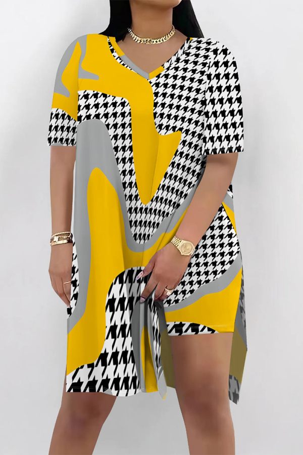 White Yellow Casual Street Leopard Print Chain print Slit Contrast V Neck Short Sleeve Two Pieces