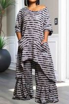 White Street Stripe Pocket Patchwork O Neck Plus Size Two Pieces