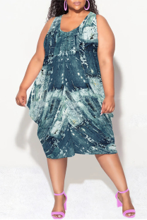 The cowboy blue Casual Floral Print Camouflage Print Contrast V Neck Lantern Skirt Plus Size Dresses