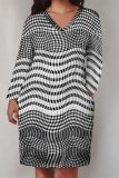Grey Street Plaid Pocket Patchwork Contrast V Neck Printed Plus Size Dresses