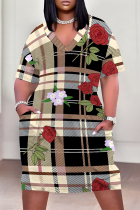 Black Gold Casual Plaid Stripe Chain print Pocket Contrast V Neck Printed Plus Size Dresses